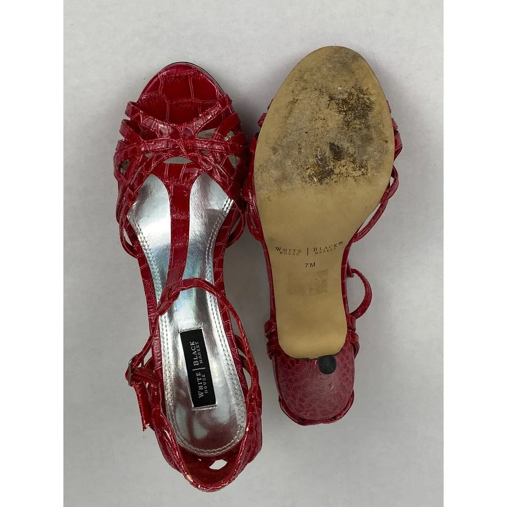 White House Black Market Red Croc Embossed T-Strap Platform Heels Womens 7M